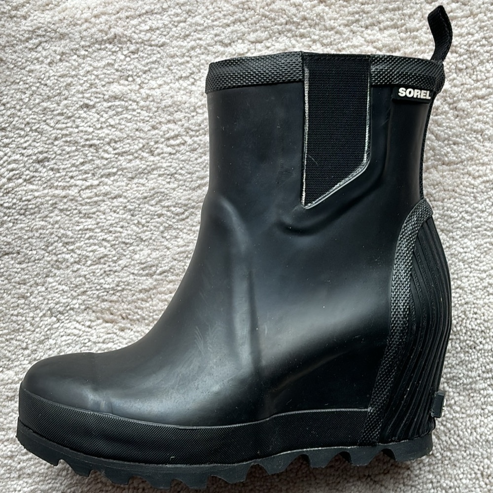 Sorel Black Winter Rain Boots